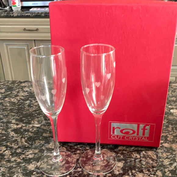 ROLF CUT CRYSTAL CHAMPAGNE GLASSES STRING OF HEART - Picture 1 of 4